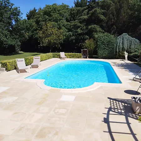 Privee Dans Spacieuse Maison Du Perigord, Avec Piscine Privatunterkunft