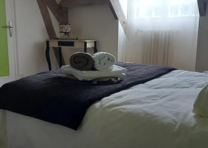 Privee Dans Spacieuse Maison Du Perigord, Avec Piscine Ubytování v soukromí Bergerac